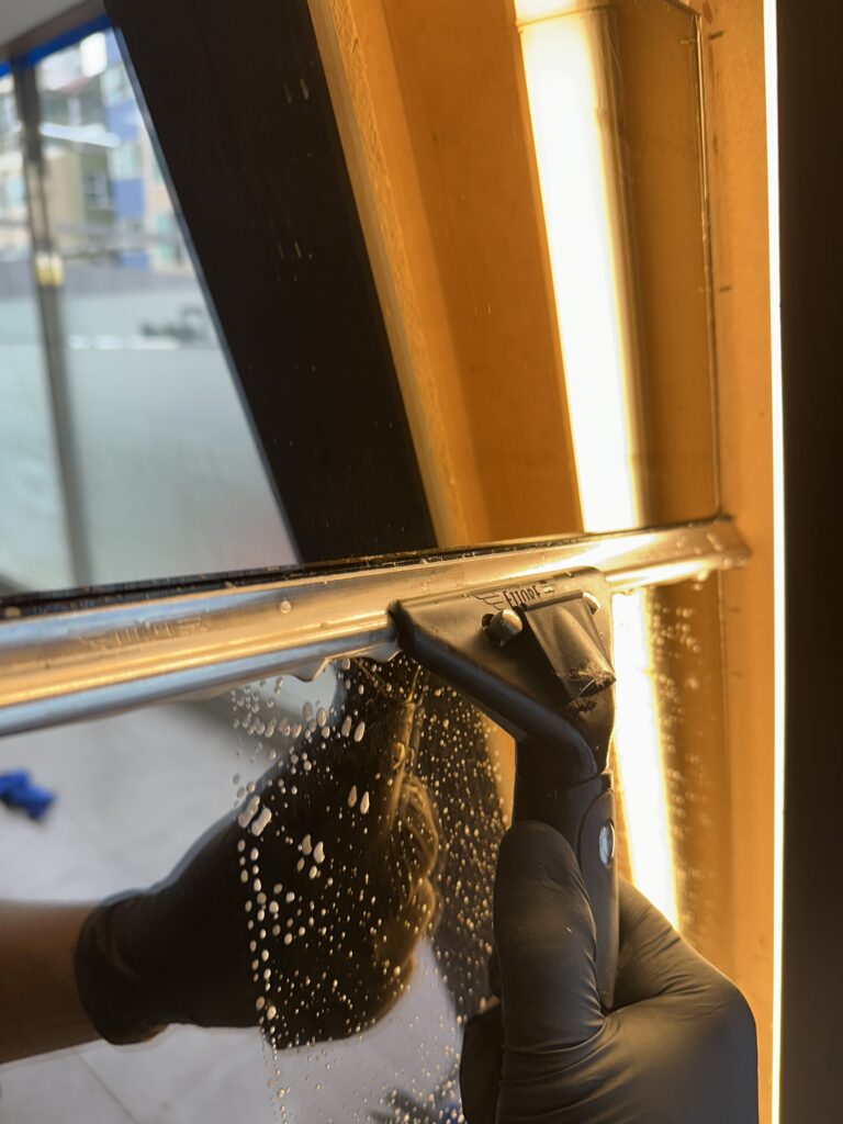 광산구 사무실청소 유리창청소