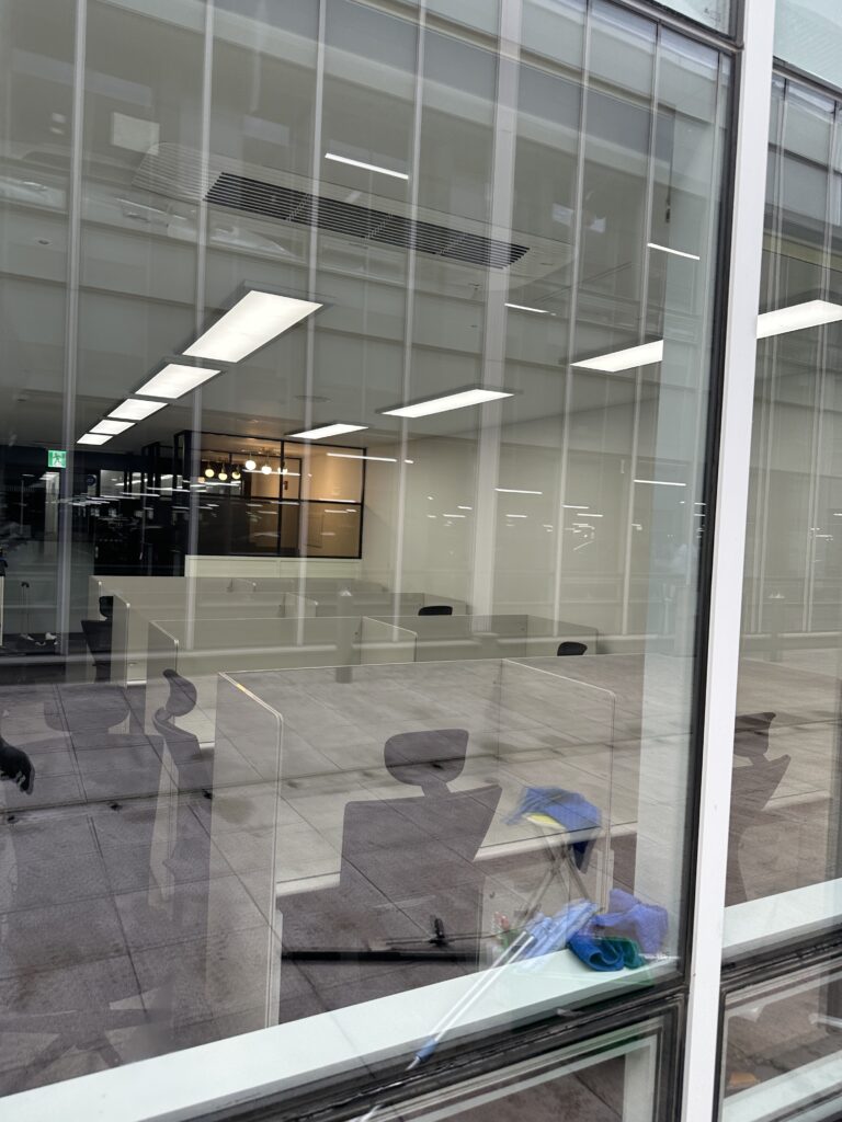 제천 사무실청소 유리창