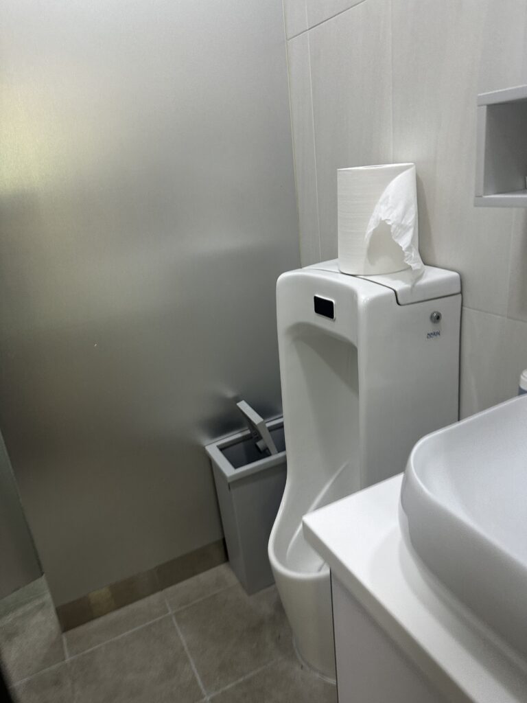 진천 사무실청소 화장실