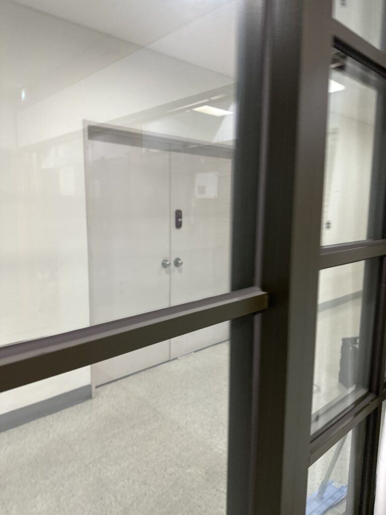 안산시 사무실청소 유리창