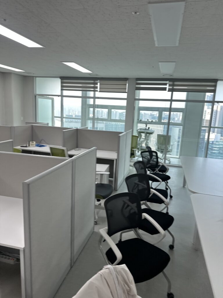 인덕원 사무실청소 사무실내부