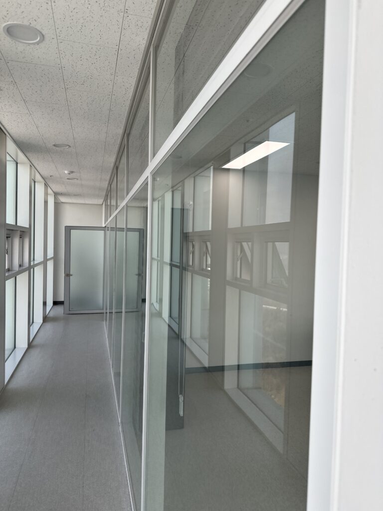 동탄 사무실청소 복도