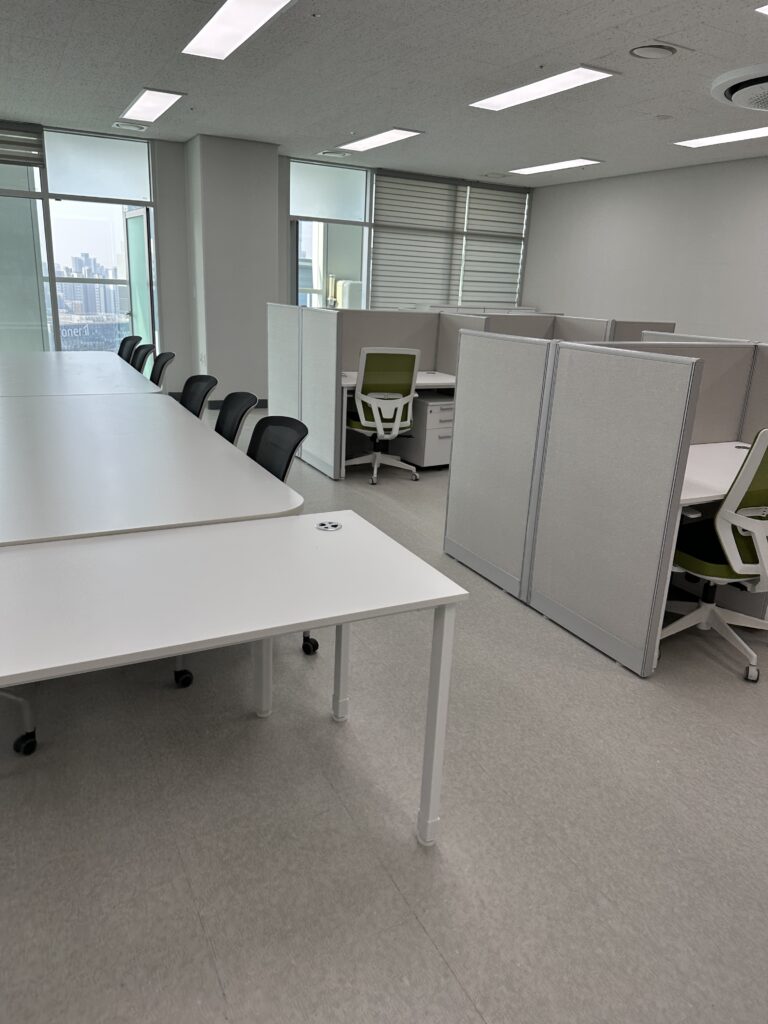 동대구 사무실청소 사무실내부