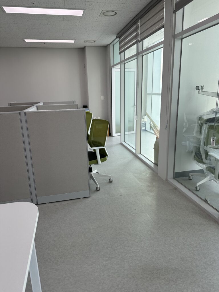 판교 사무실청소 사무실내부