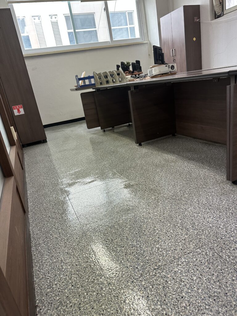 안양 사무실청소 바닥청소