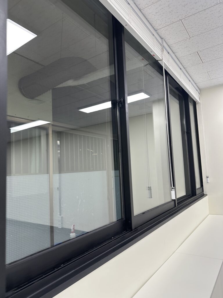김포 사무실청소 유리창