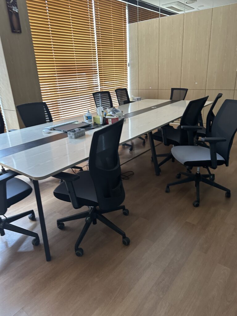 온수동 사무실청소 회의실