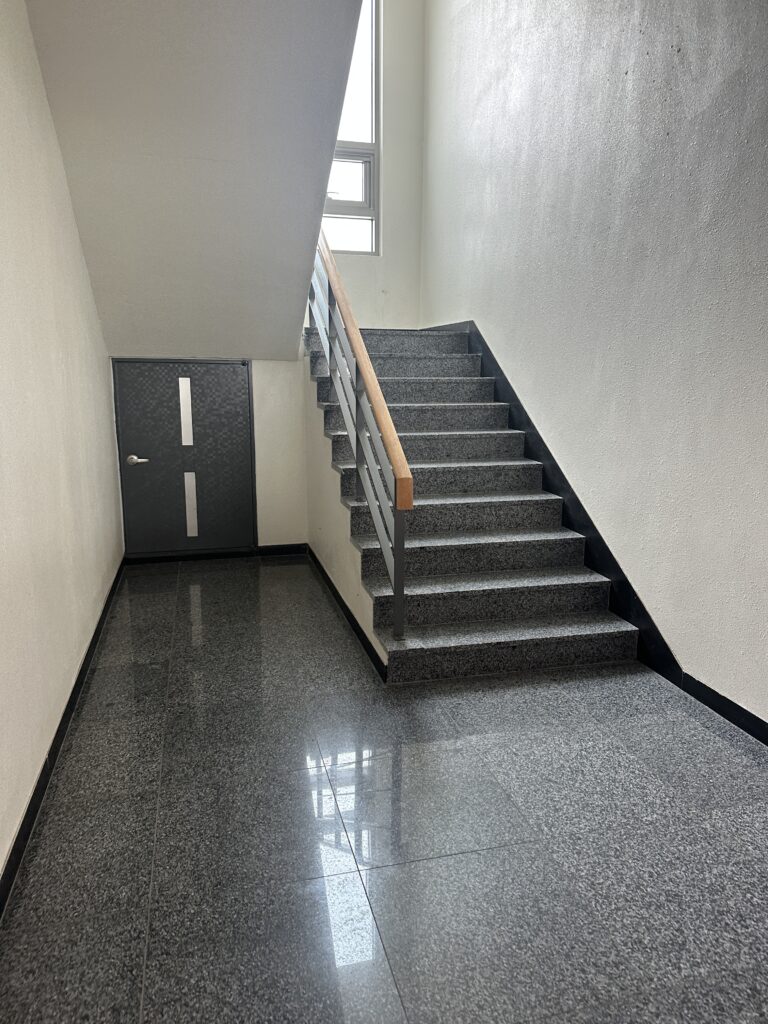 성수동 사무실청소 바닥