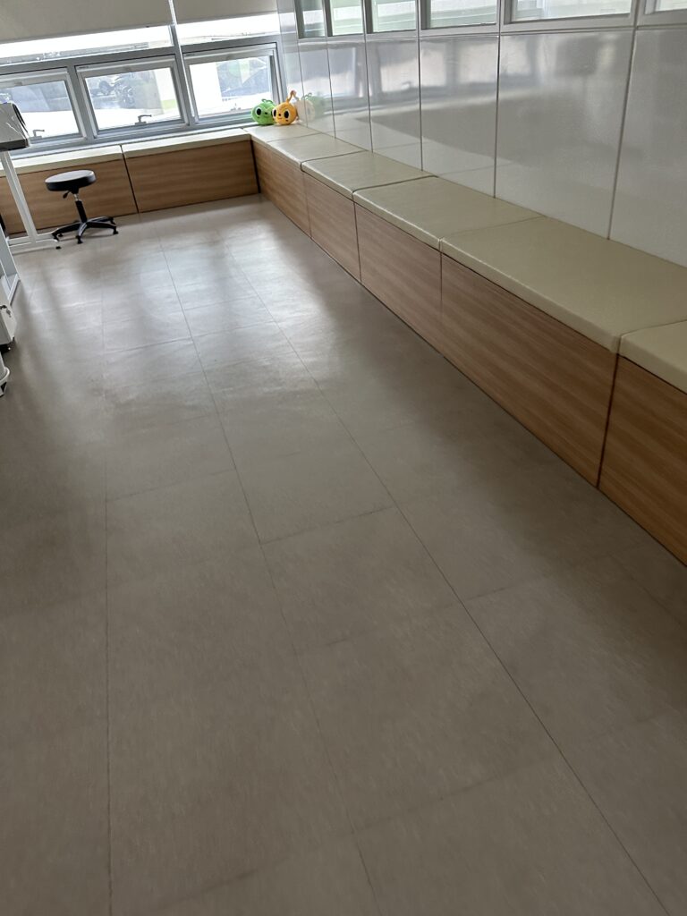 경산 사무실청소 데코타일