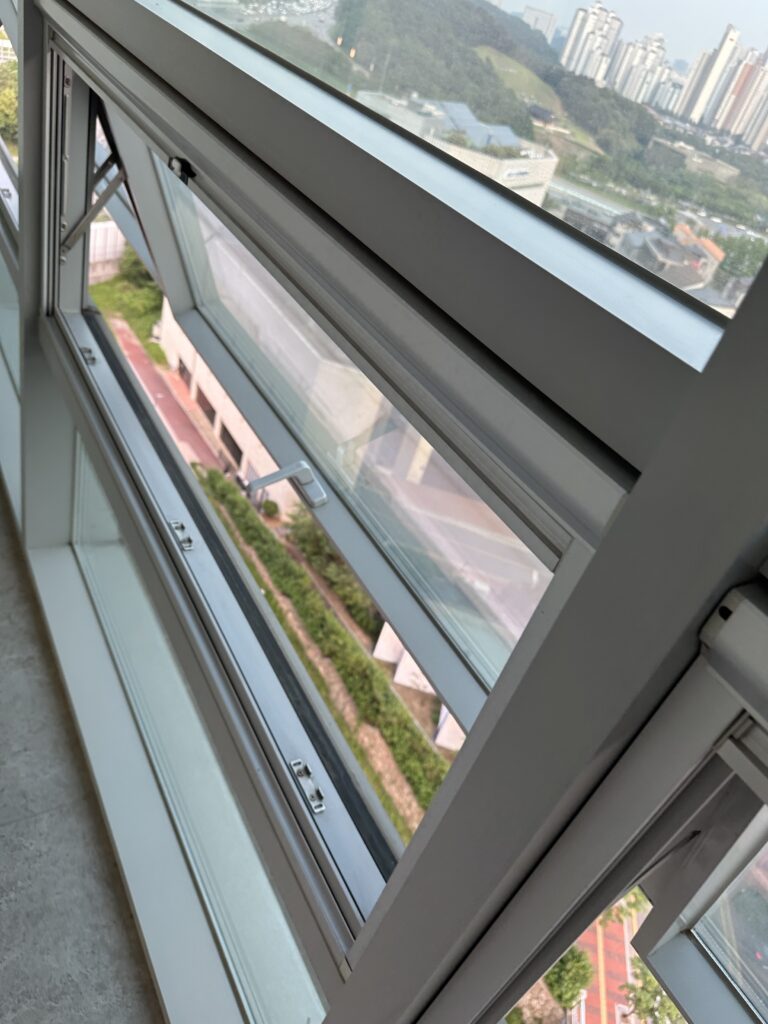 용인 사무실청소 유리창