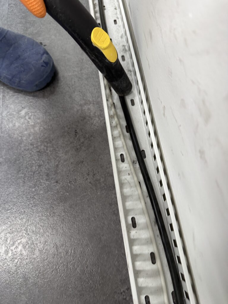 대전 사무실청소 틈새