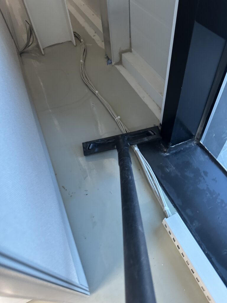 범어 사무실청소 틈새