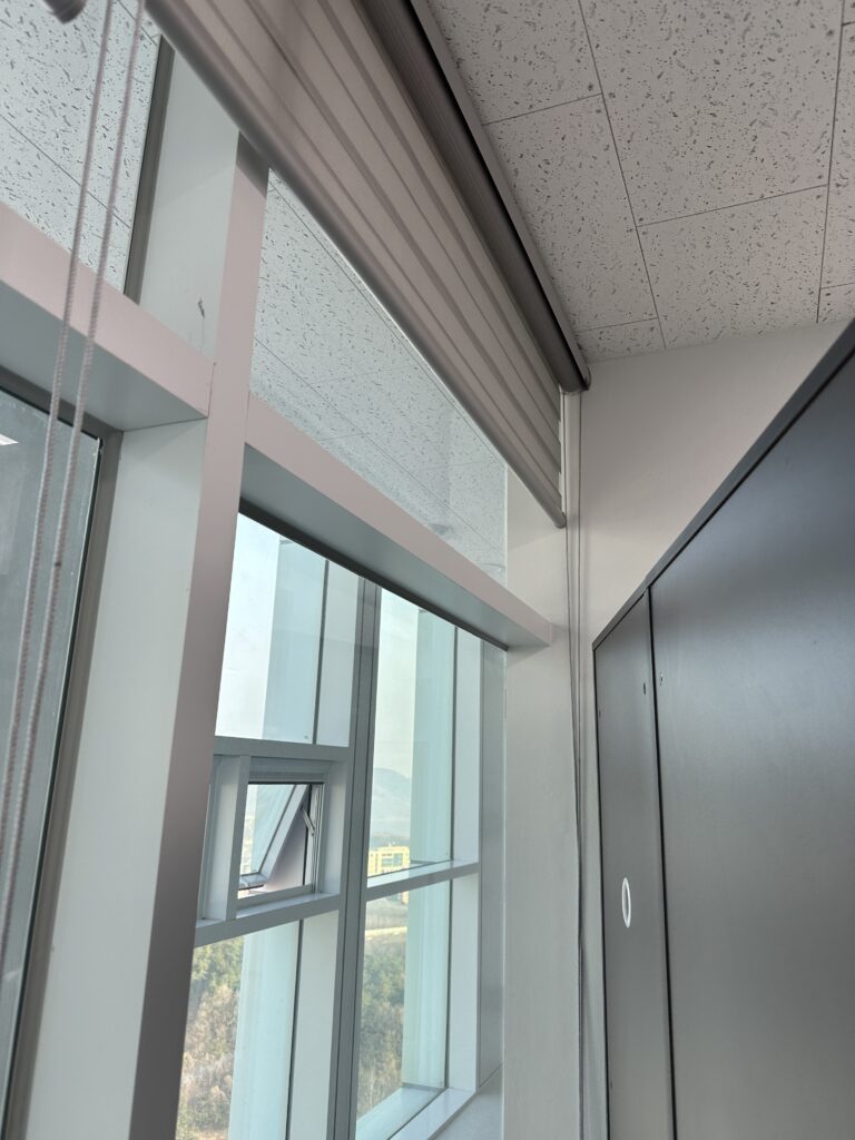 천안 사무실청소 창문