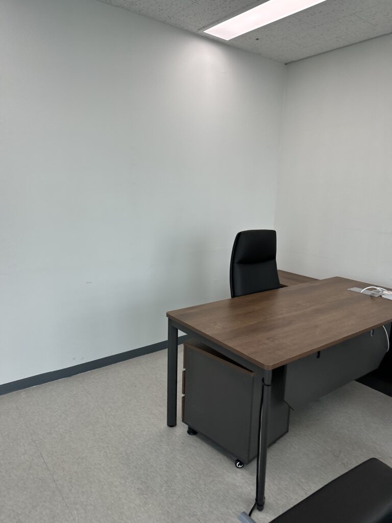 천안 사무실청소 사무실내부