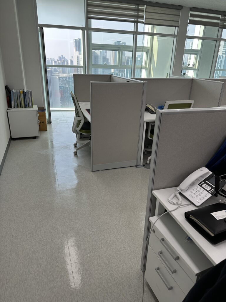 동두천 사무실청소 사무실내부