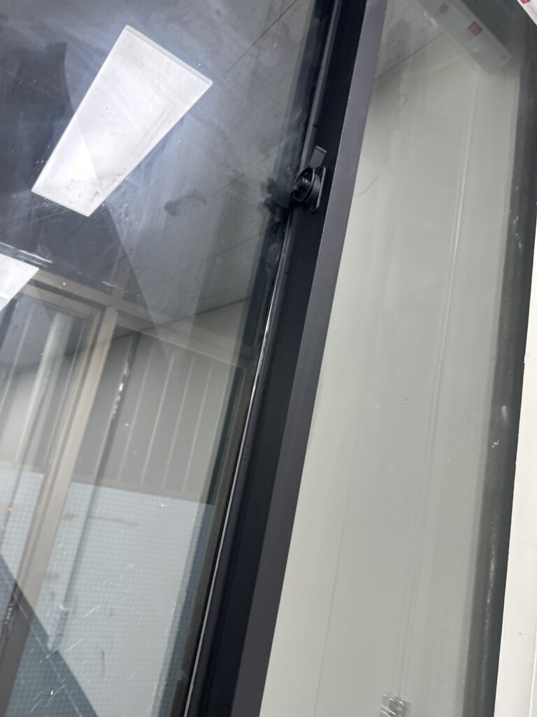 평택 사무실청소 유리창