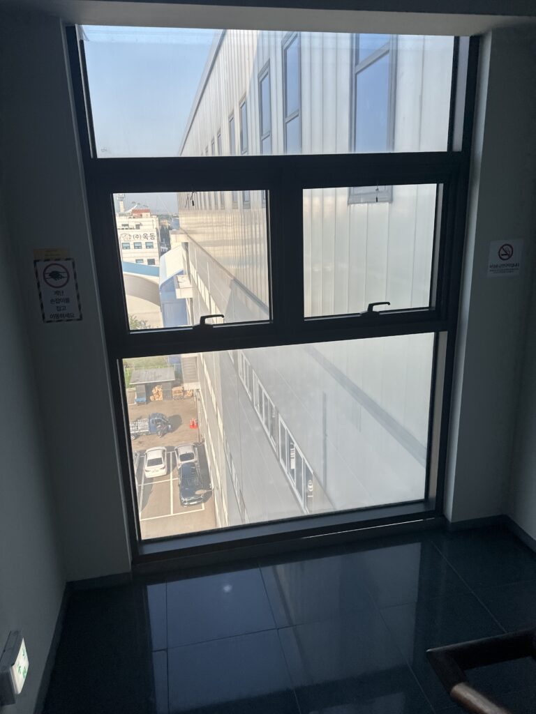 강남 사무실청소 유리창