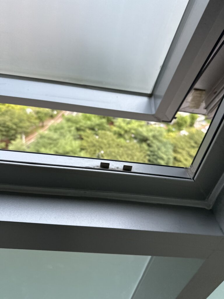 평촌 사무실청소 유리창