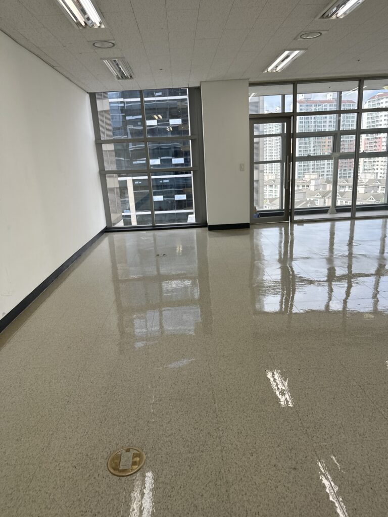 동탄 사무실청소 바닥
