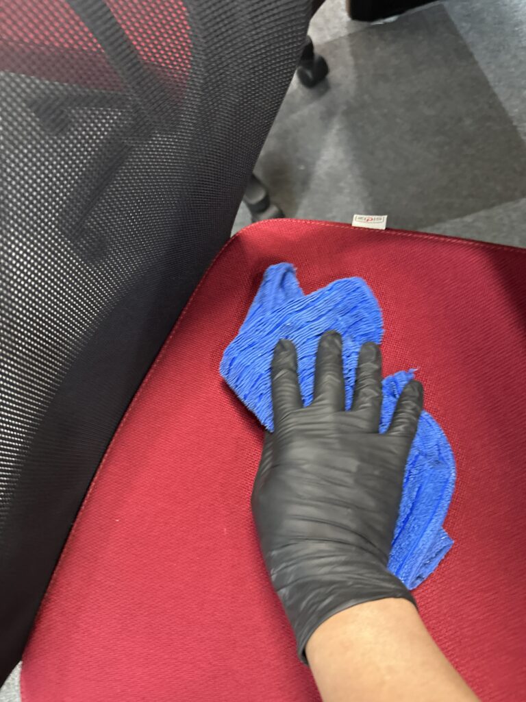 구미 사무실청소 틈새