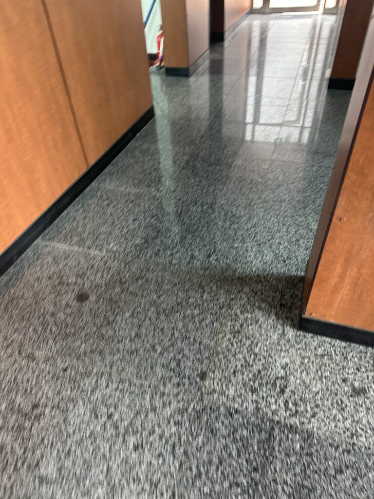 동두천 사무실청소 바닥