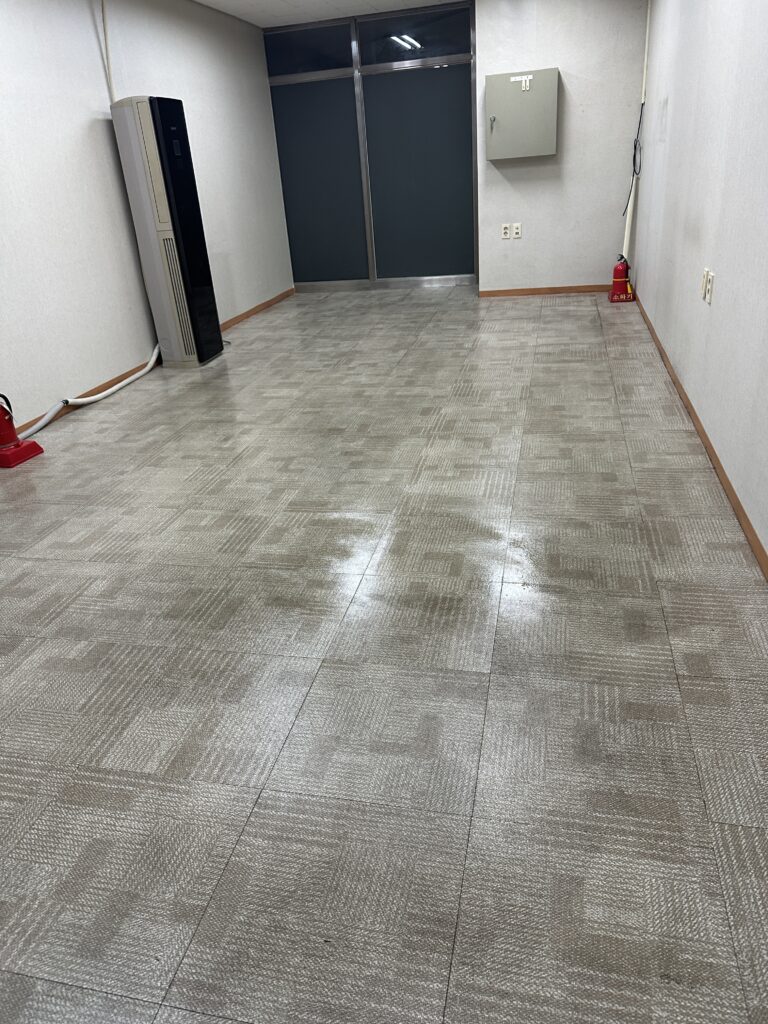 강남 사무실청소 바닥