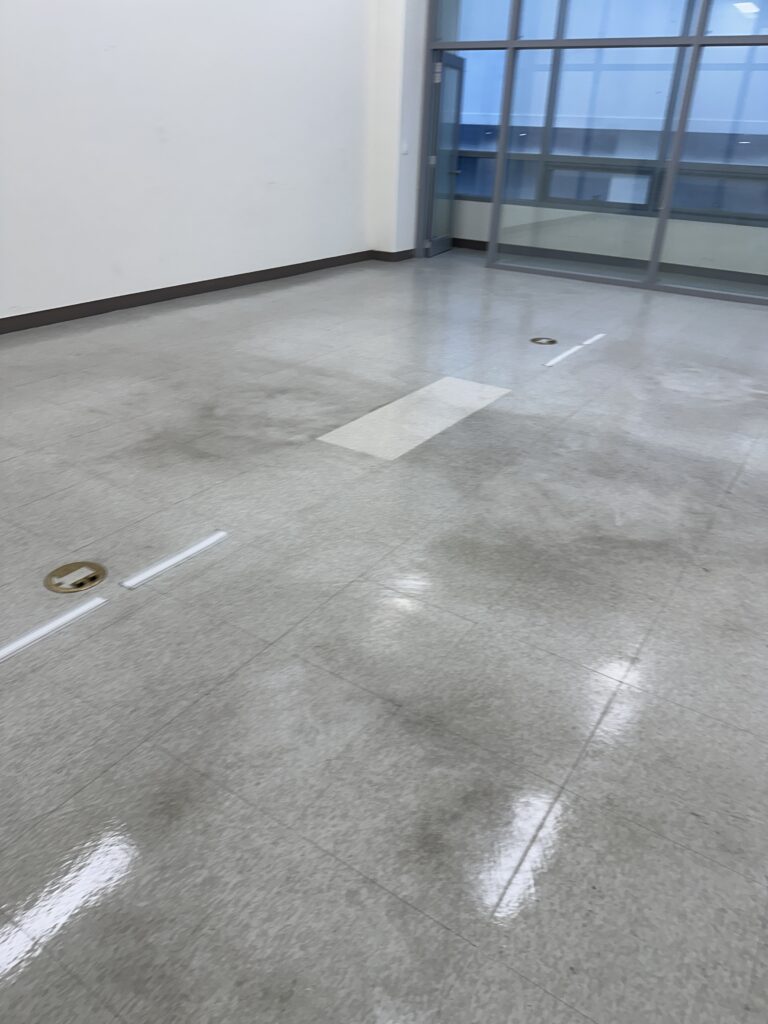 충무로 사무실청소 바닥