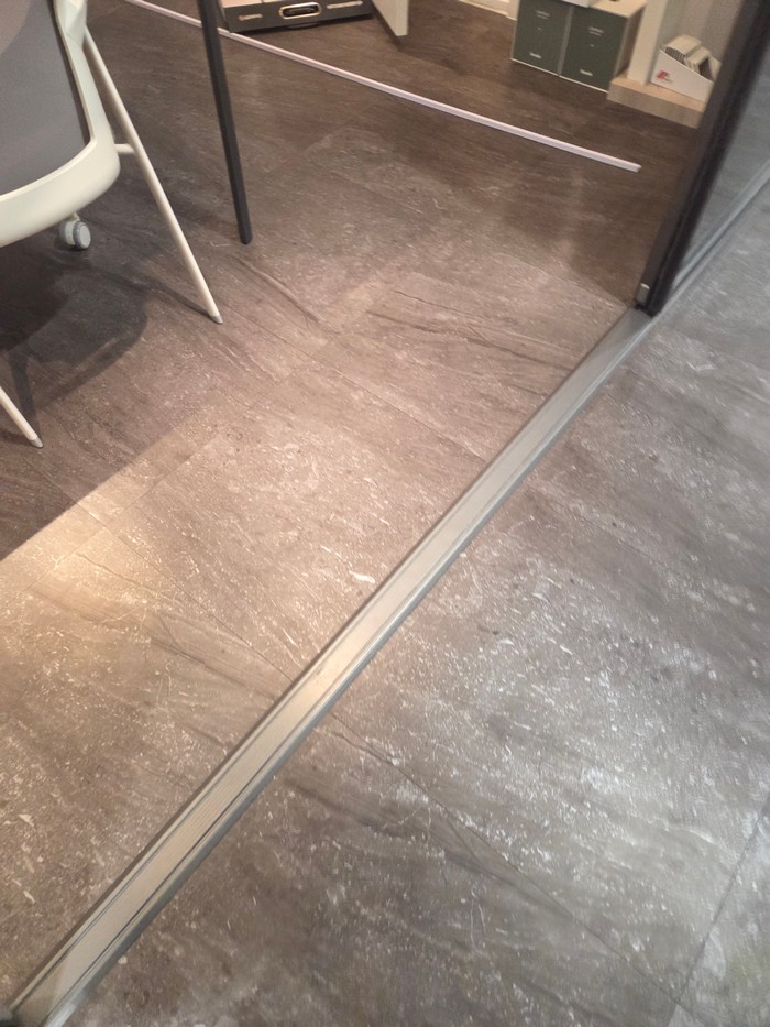 경주 사무실청소 바닥