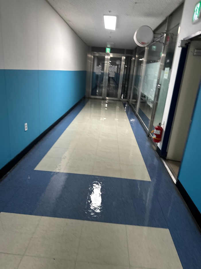 울산 사무실청소 바닥