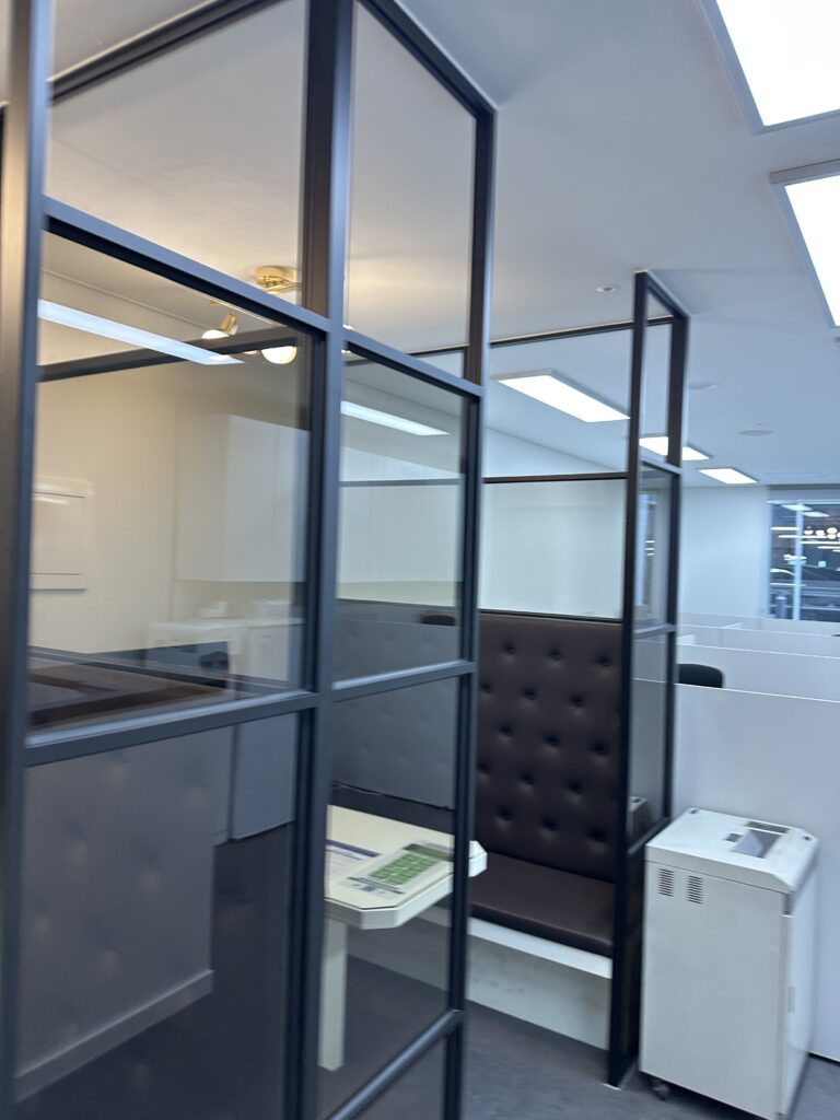 합정 사무실청소 사무실내부