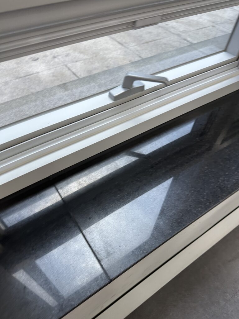 여주 사무실청소 유리창