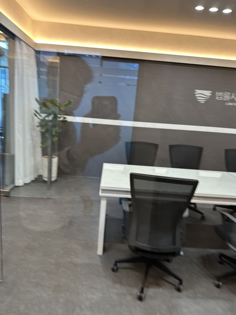 김천 사무실청소 사무실내부