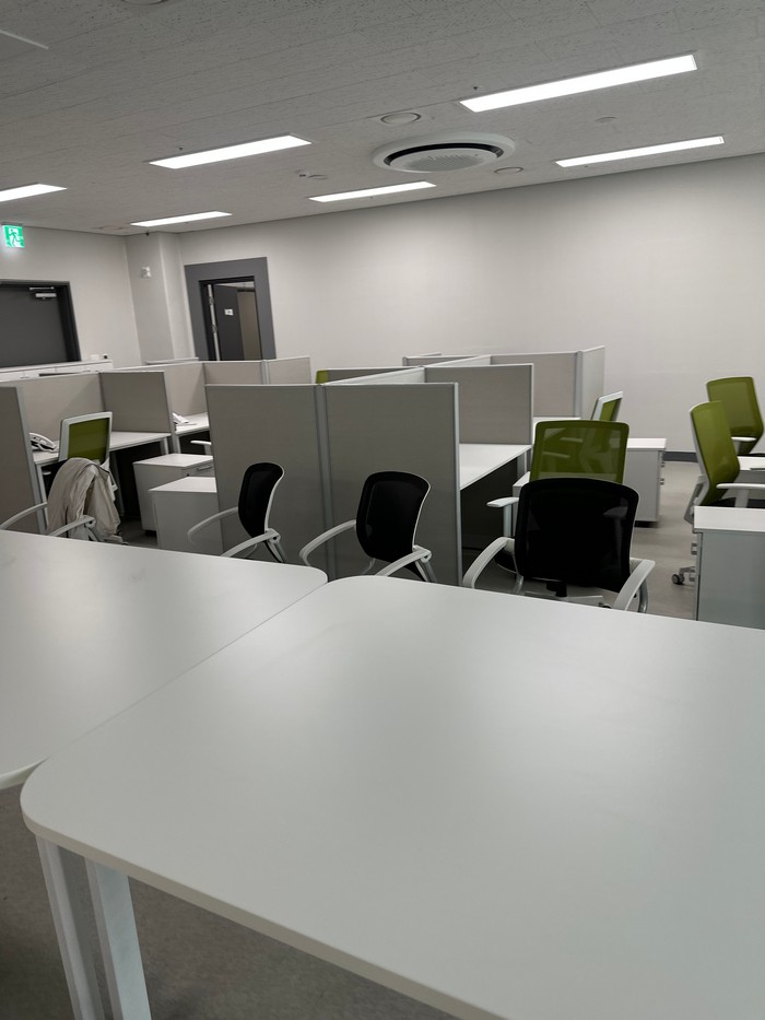 서초 사무실청소 사무실내부