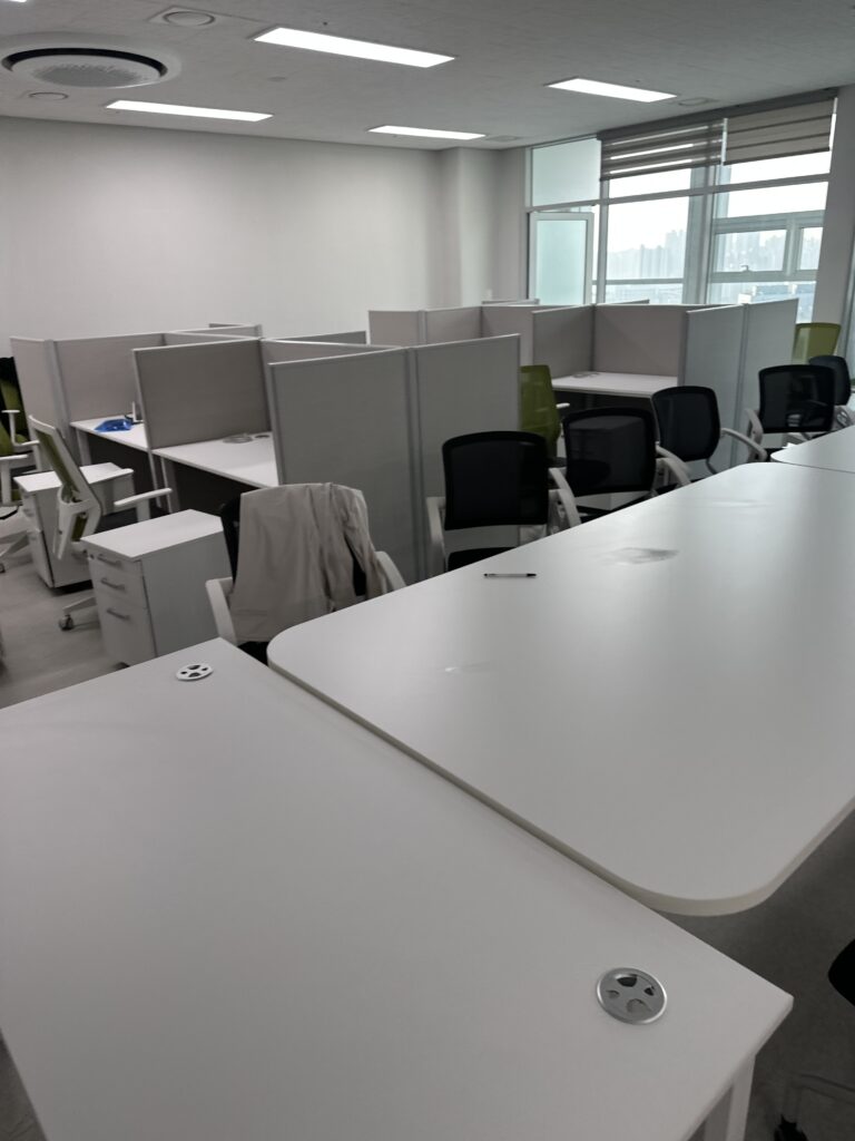 가산 사무실청소 사무실내부