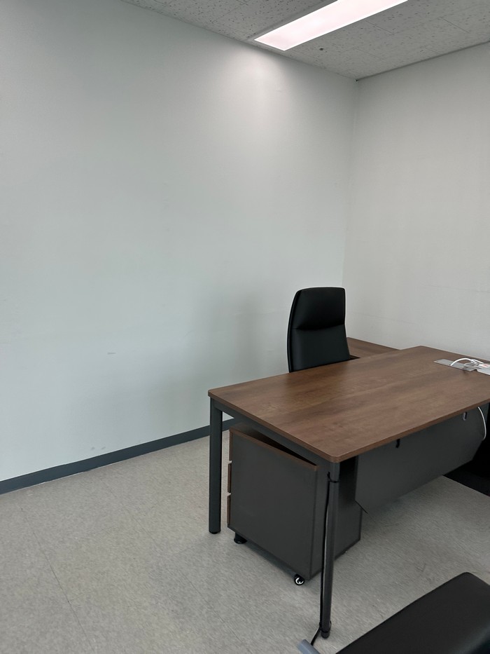 남대문 사무실청소 책상