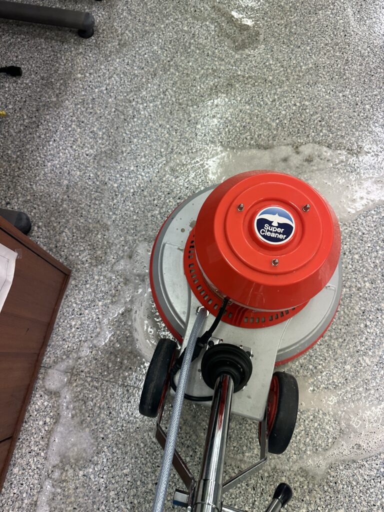 논현 사무실청소 바닥