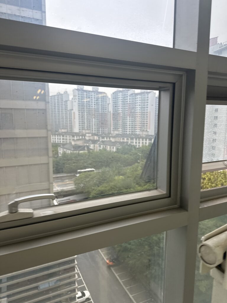 평택 사무실청소 유리창