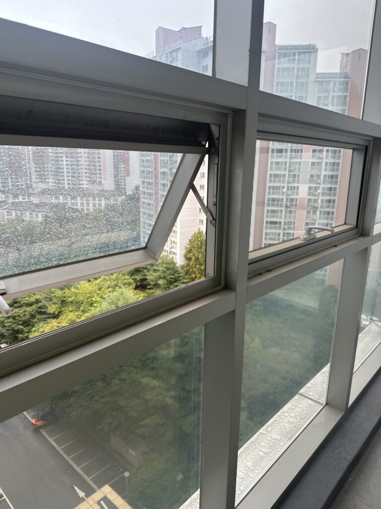 둔산동 사무실청소 유리창