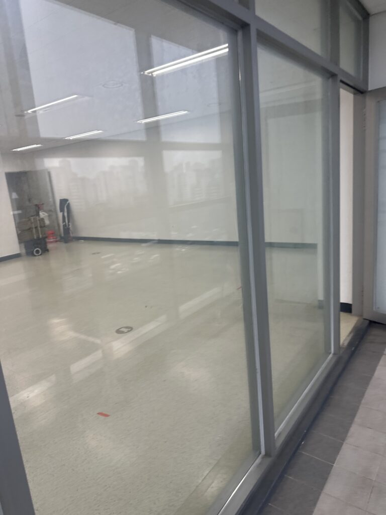 당산 사무실청소 유리창