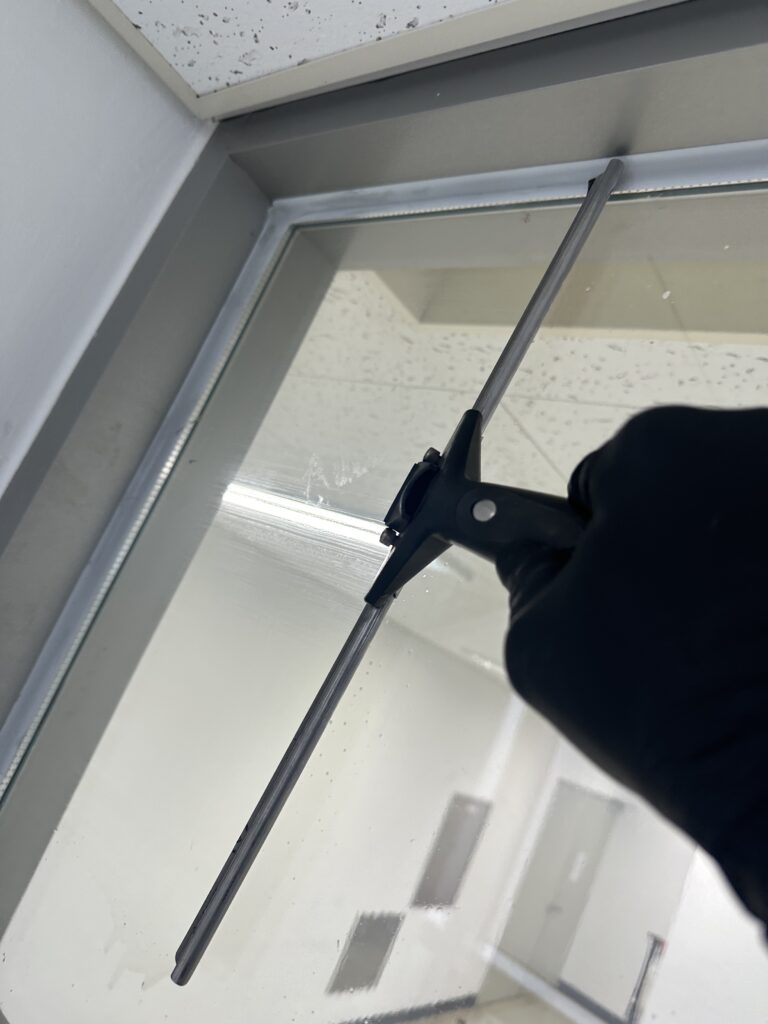 사당 사무실청소 유리창