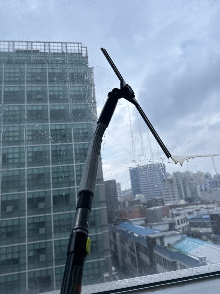 김천 사무실청소 유리창