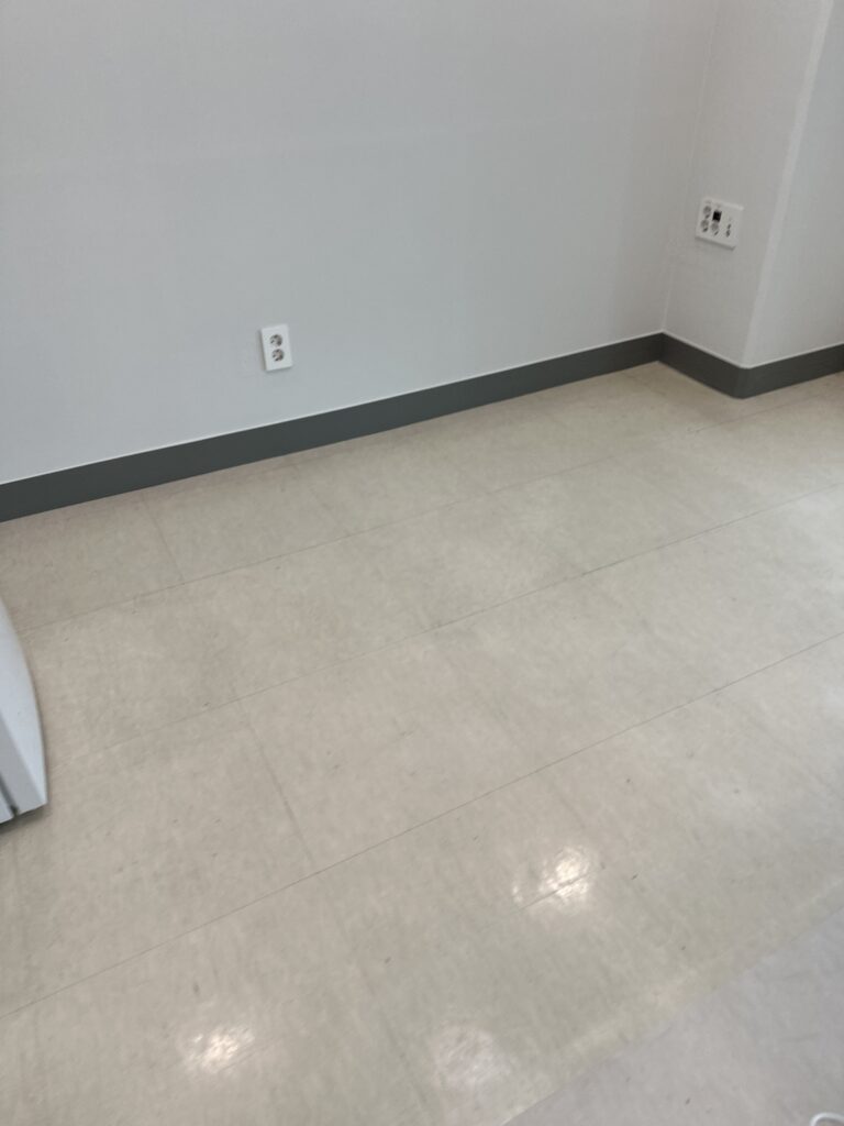 군산 사무실청소 바닥