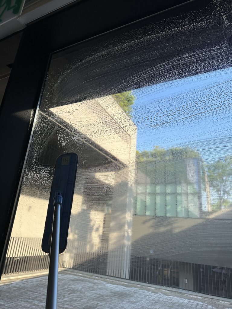 군포 사무실청소 유리창