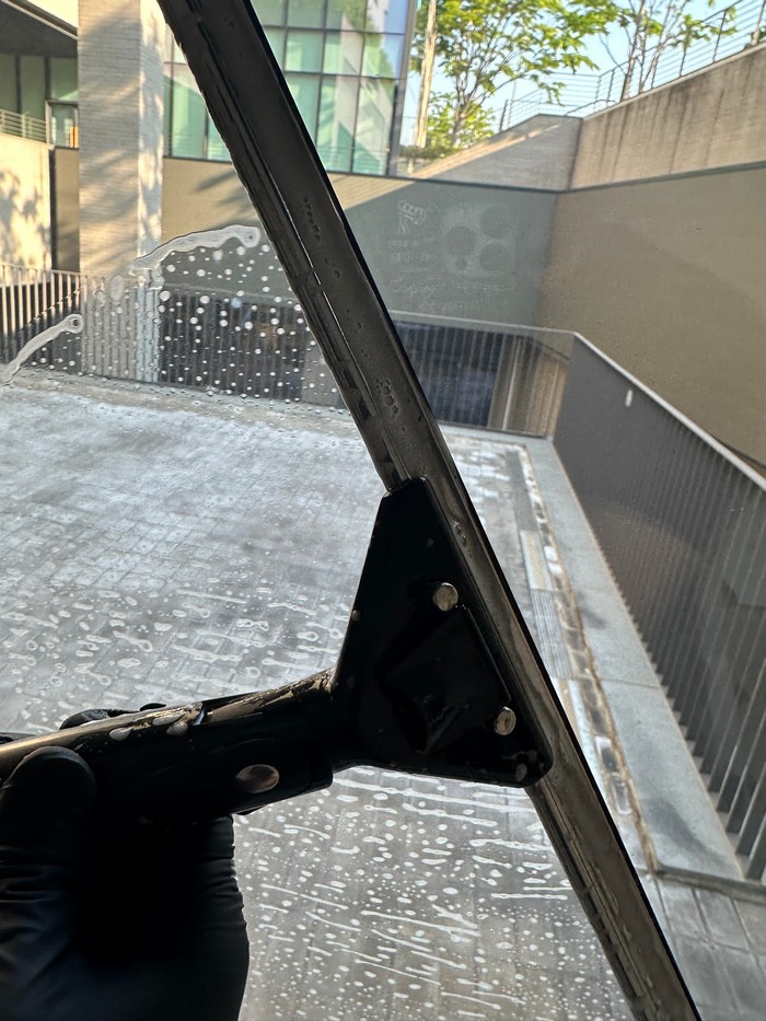 고양 사무실청소 유리창