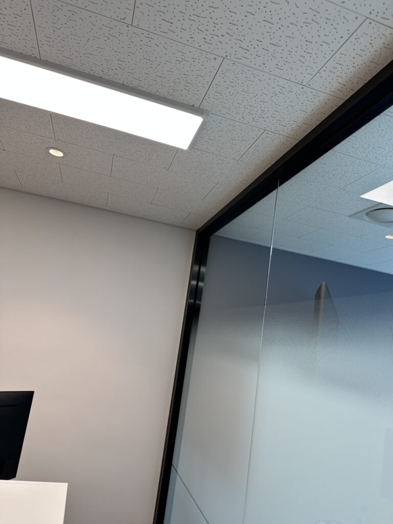 도봉구 사무실청소 유리창