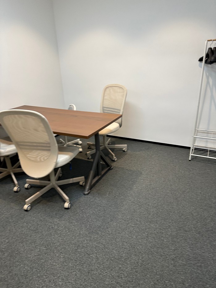 판교 사무실청소 바닥