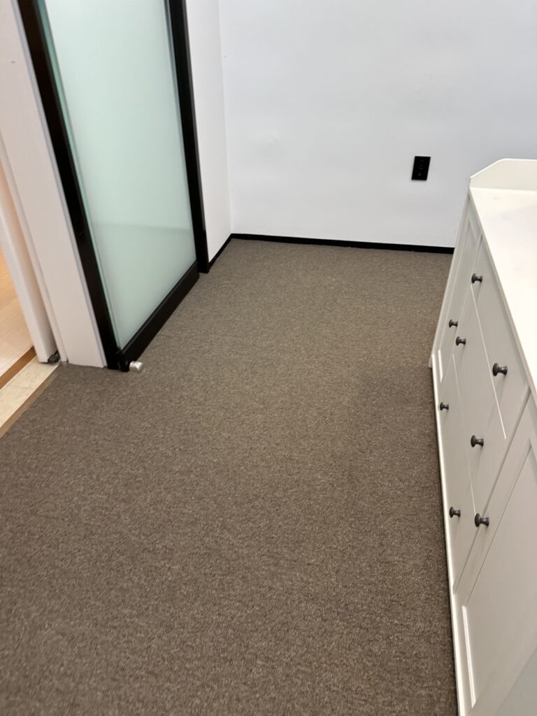 수원 사무실청소 카펫