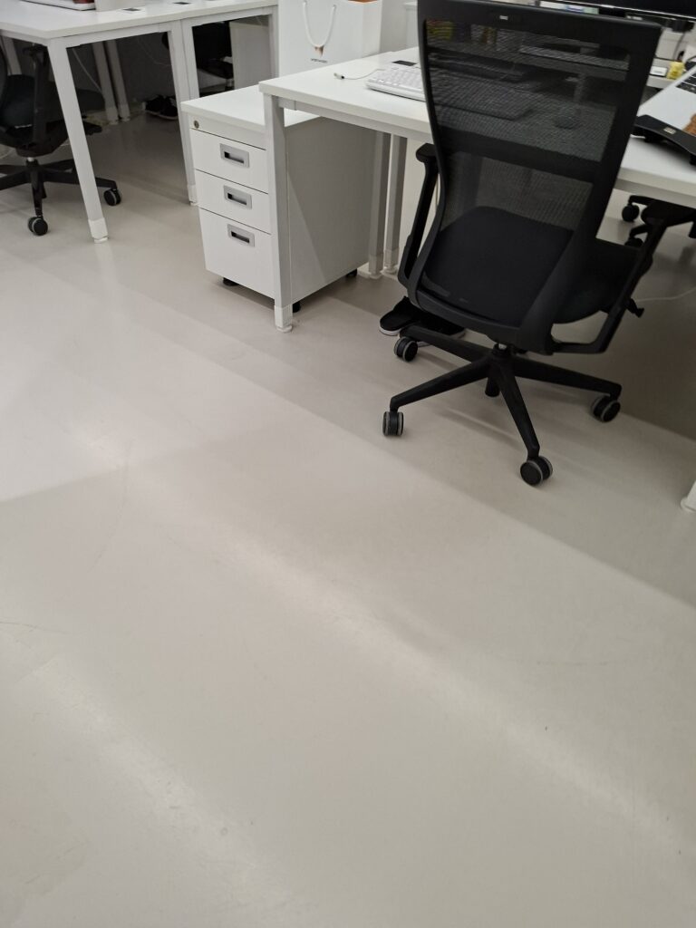 진천 사무실청소 사무실내부