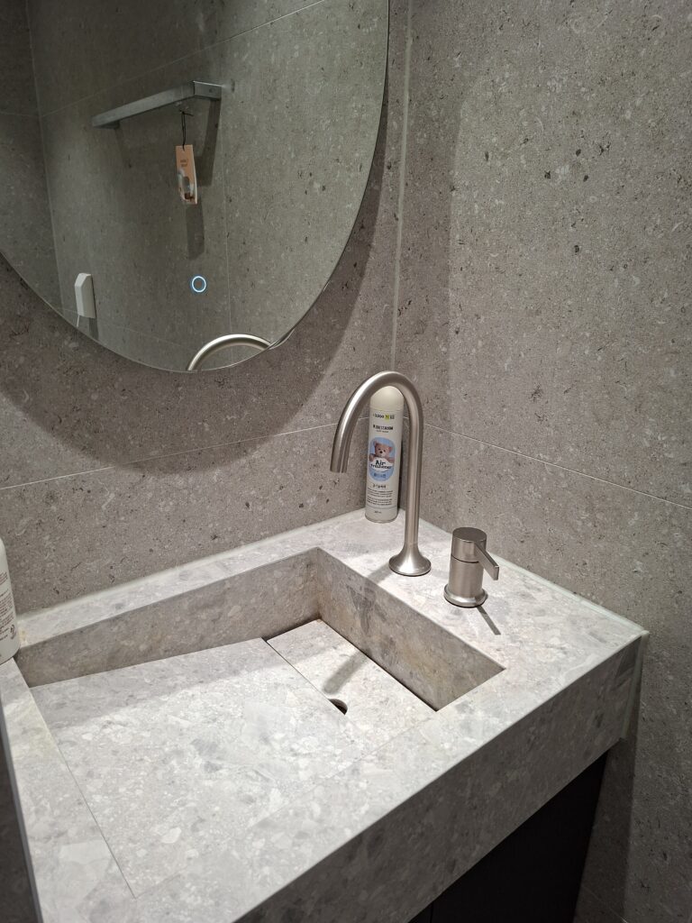 김천 사무실청소 화장실