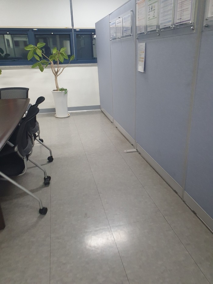 판교 사무실청소 회의실